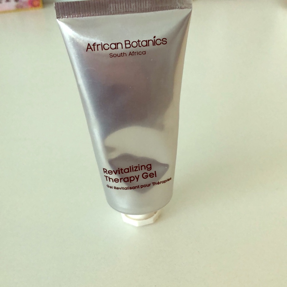 African botanics revitalizing therapy gel